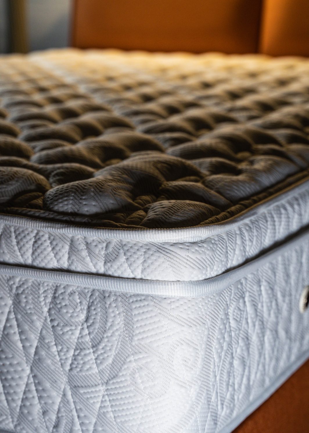 bed and mattress in UAE Restonic Oprah Elegance